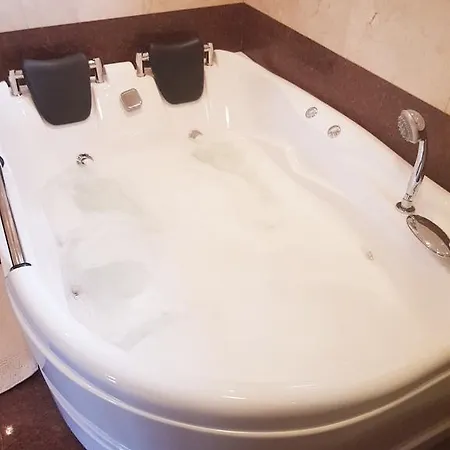 Luxury Arena Nationala Apartman
