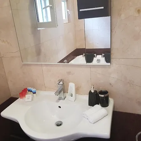 Luxury Arena Nationala Apartman Bukarest